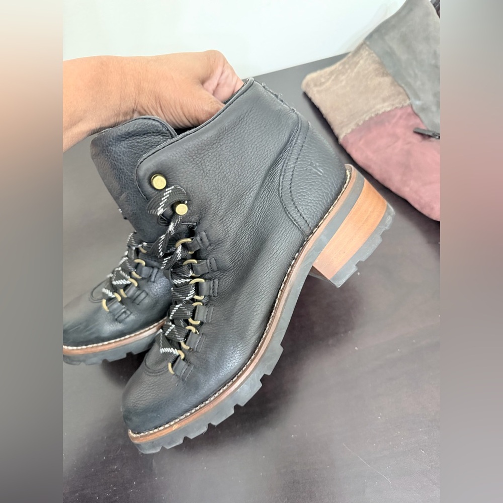Frye Black Hiker Lace Up Leather Boots 7 - Picture 2 of 5